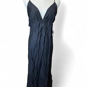 hm black strappy flowy maxi dress with adjustable straps